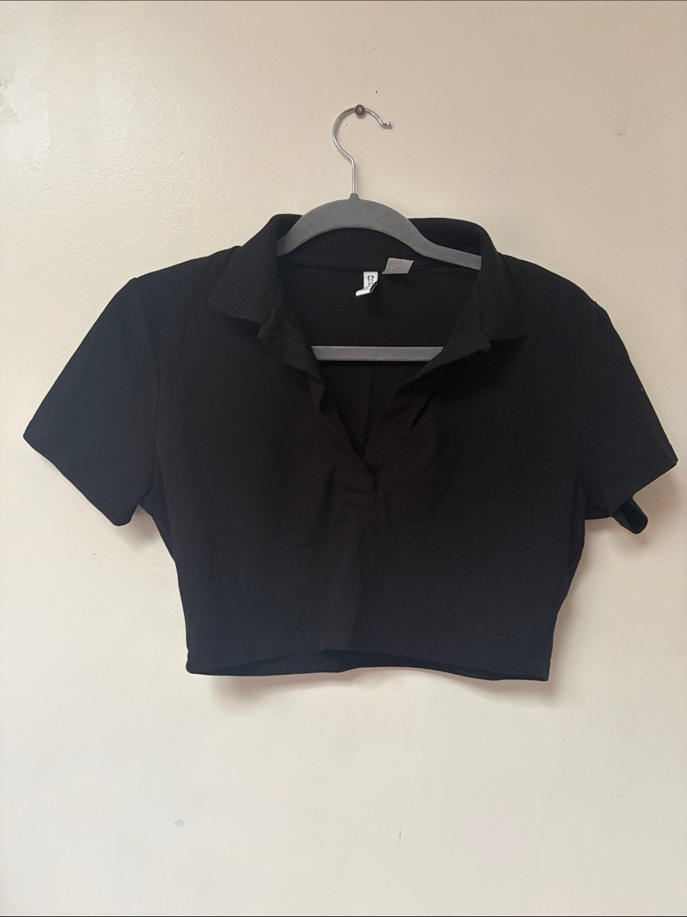 H&M Black Cropped Polo Tee